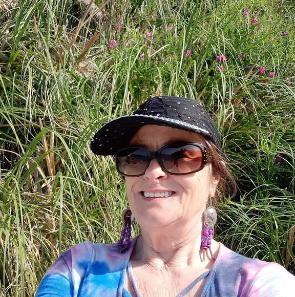 Meet your Posher, Bonnie - Picture 1 of 1